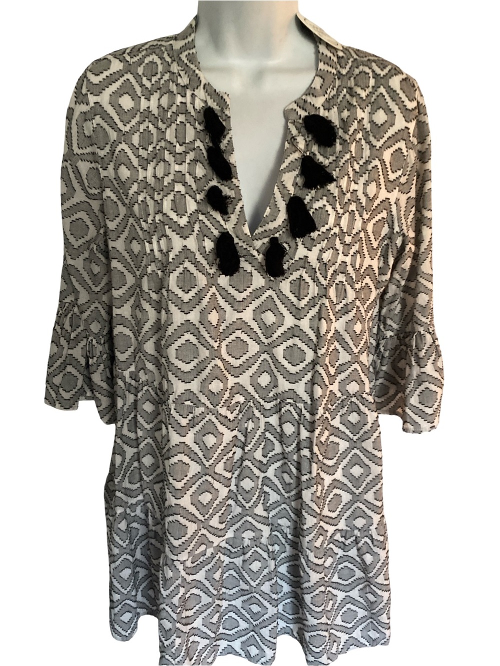 Good Vibes Boho Black  & White Geometric Tassel Dress - M